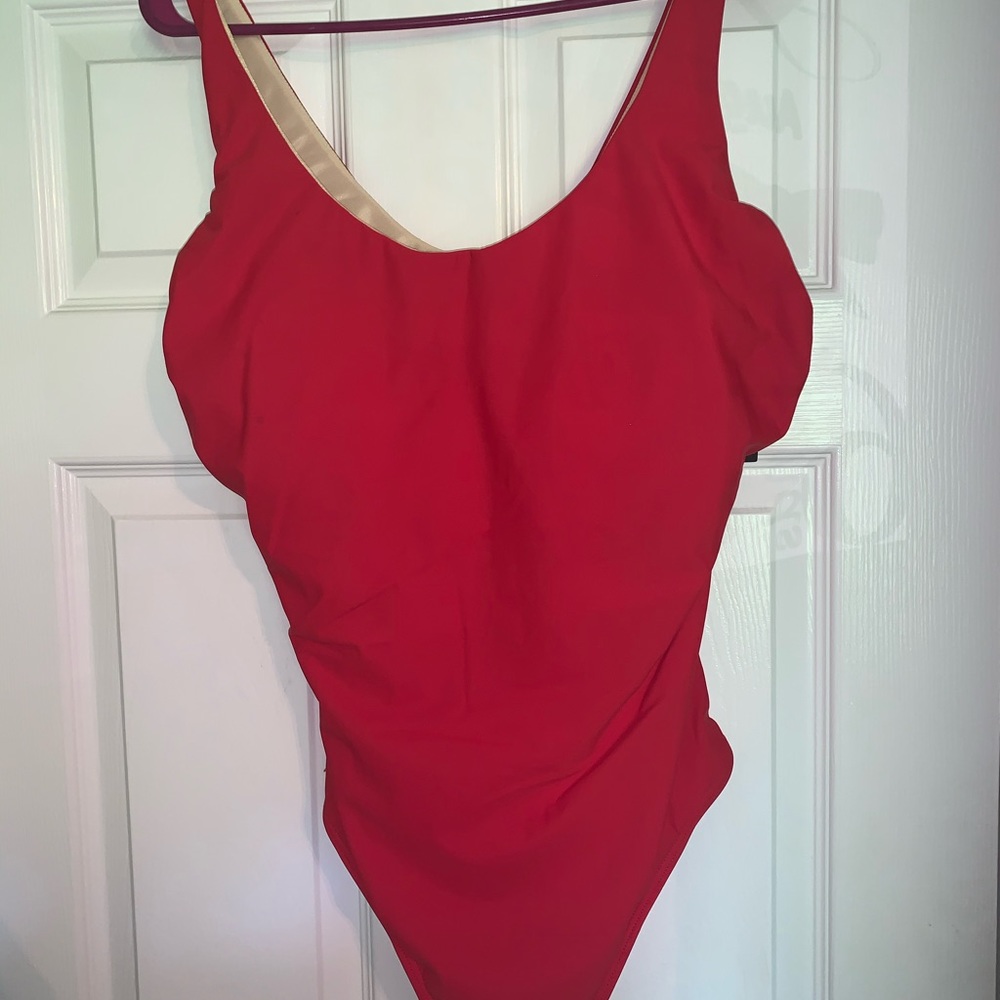 Eloquii underwire red swimsuit Sz 20